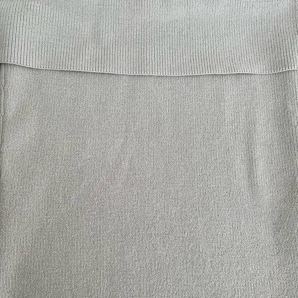 Aritzia’s Wilfred Off shoulder sweater - Picture 4 of 7